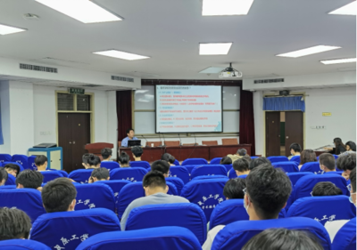 信息技術類專業(yè)創(chuàng)新創(chuàng)業(yè)的深度思考——以“互聯(lián)網+”大賽項目培育為視角